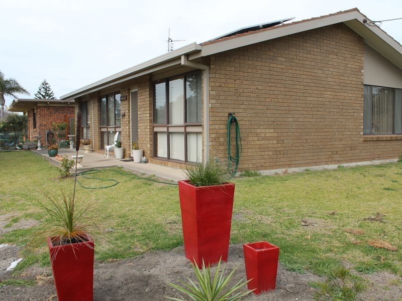 54 Kingston Parade, Tomakin NSW 2537