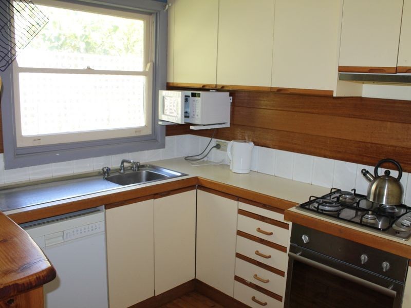 9 Tallwood Crescent, Rosedale NSW 2536