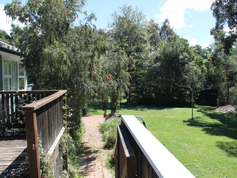 9 Tallwood Crescent, Rosedale NSW 2536