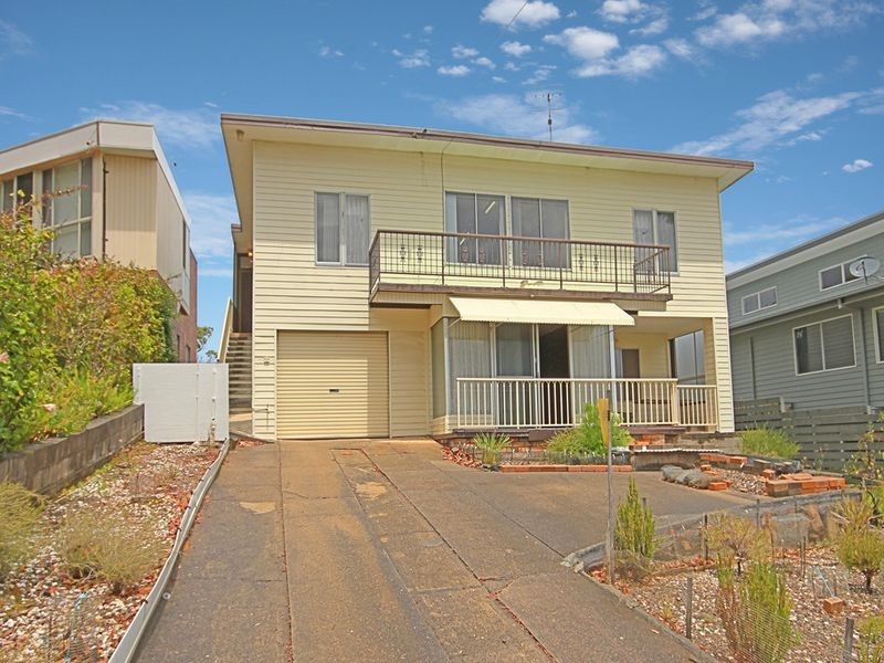 16 Karoo Crescent, Malua Bay NSW 2536