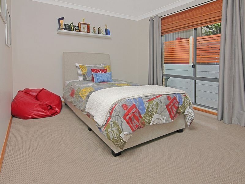 14 Oakwood Way, Catalina NSW 2536