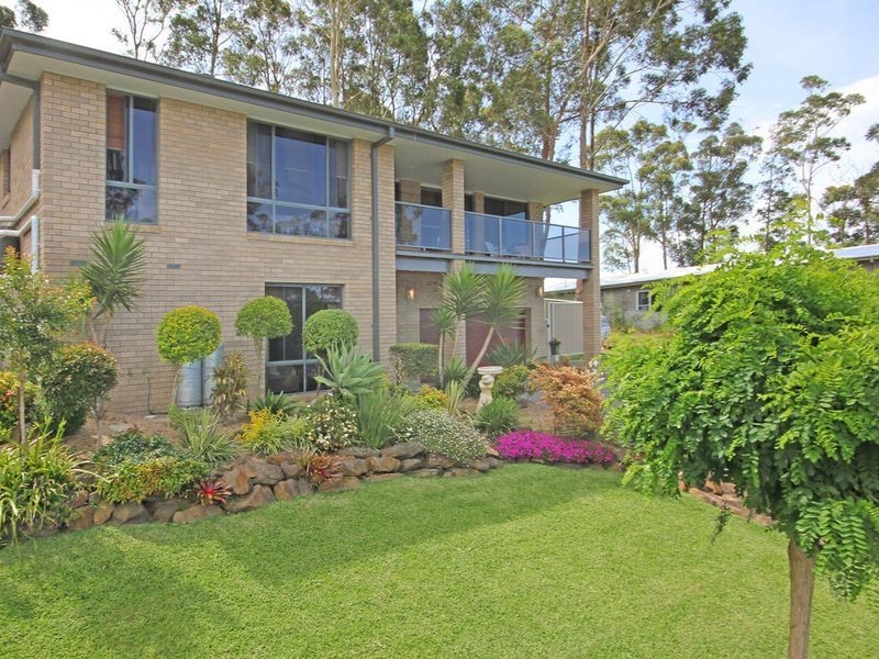 14 Oakwood Way, Catalina NSW 2536