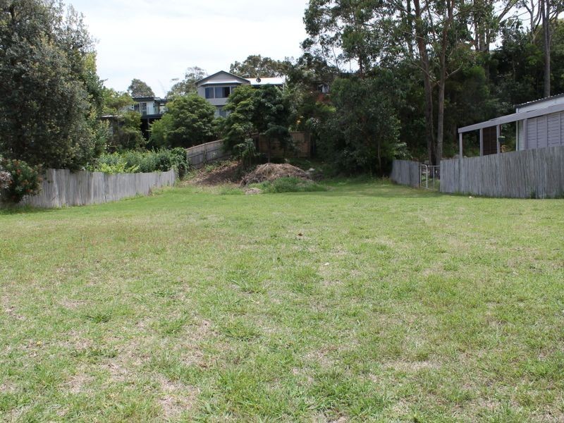 22 Yarralumla Crescent, Tomakin NSW 2537