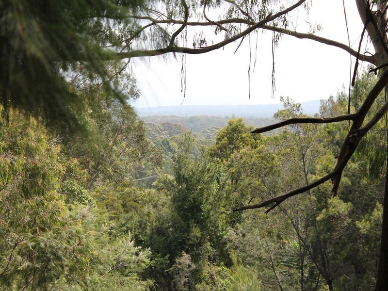 5 Barlings Drive, Tomakin NSW 2537