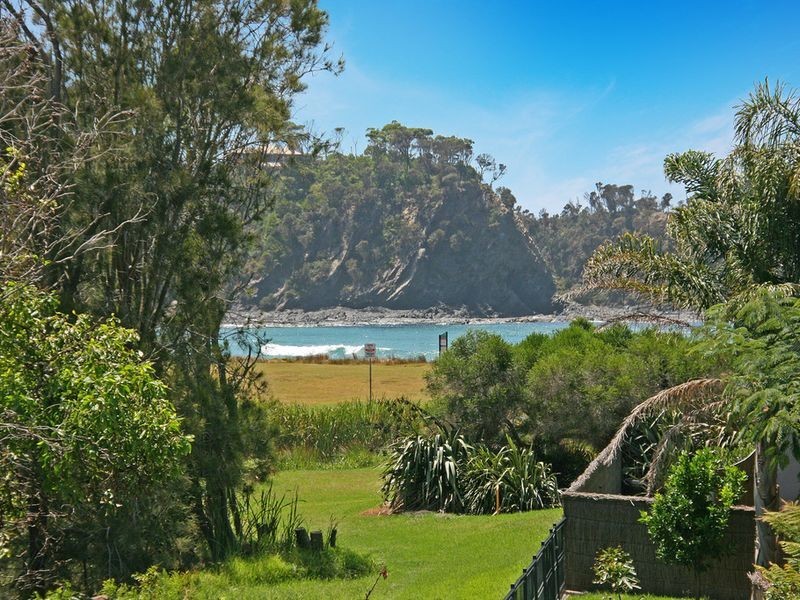 14b Wimbin Avenue, Malua Bay NSW 2536