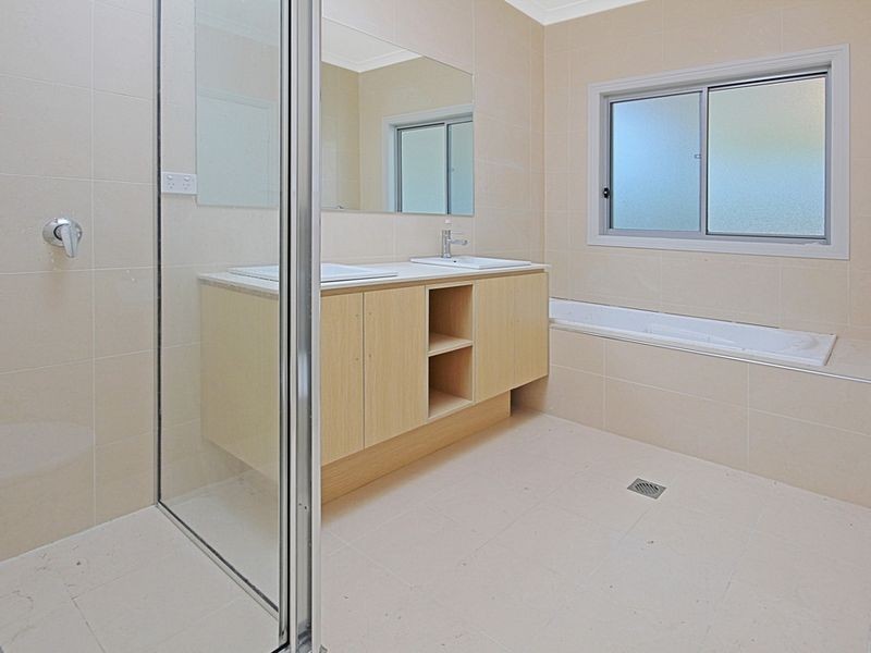 14b Wimbin Avenue, Malua Bay NSW 2536