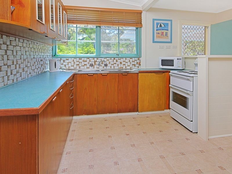 36 Yugura Street, Malua Bay NSW 2536