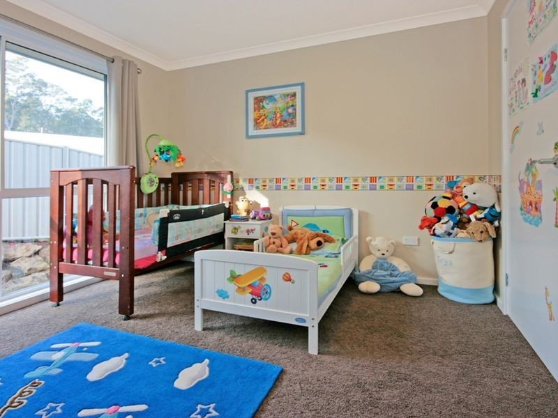 80 Bellbird Drive, Malua Bay NSW 2536