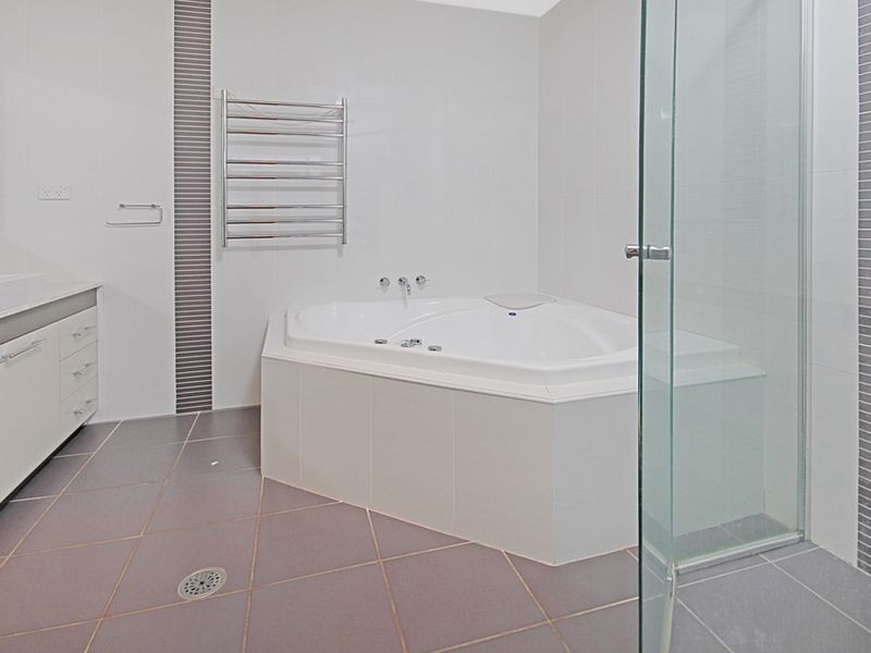 1/3 Garagarang Street, Malua Bay NSW 2536