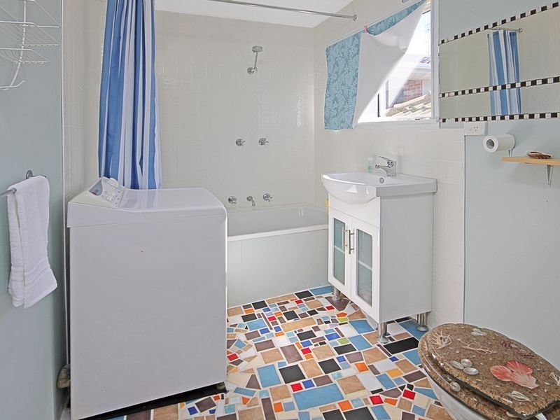 51 Yugura Street, Malua Bay NSW 2536