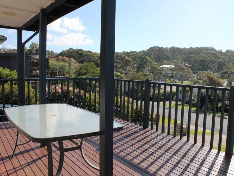 7 Iluka Avenue, Malua Bay NSW 2536