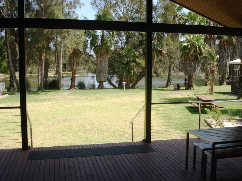 Site 12 BIG 4 Caravan, Batehaven NSW 2536