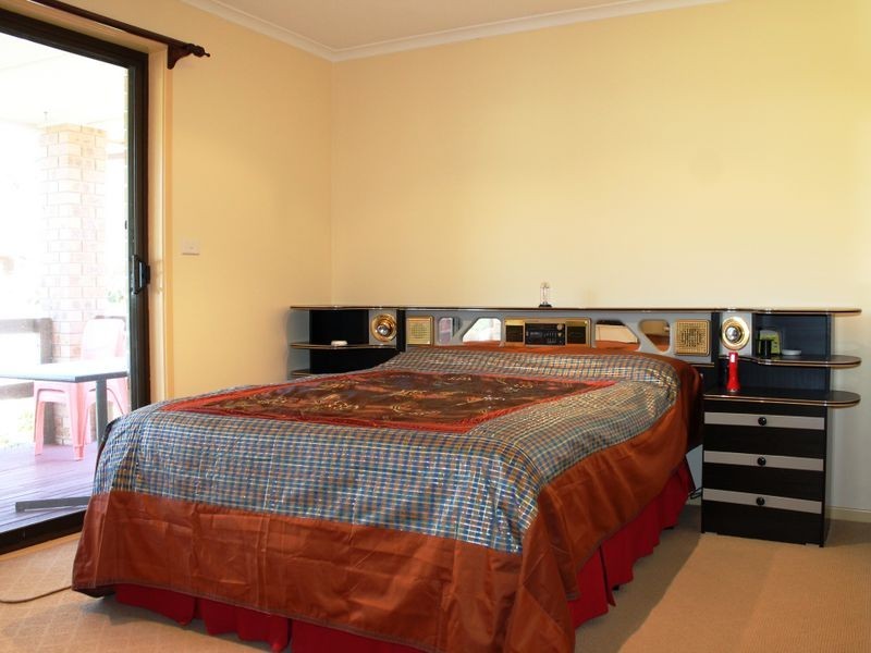46 Yugura Street, Malua Bay NSW 2536