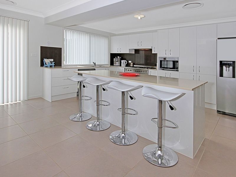 1 Banksia Grove, Malua Bay NSW 2536