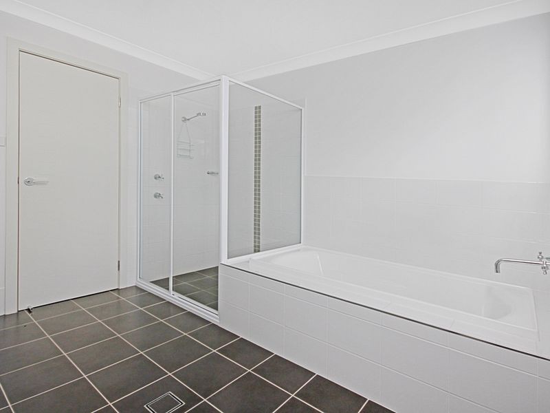 1 Banksia Grove, Malua Bay NSW 2536
