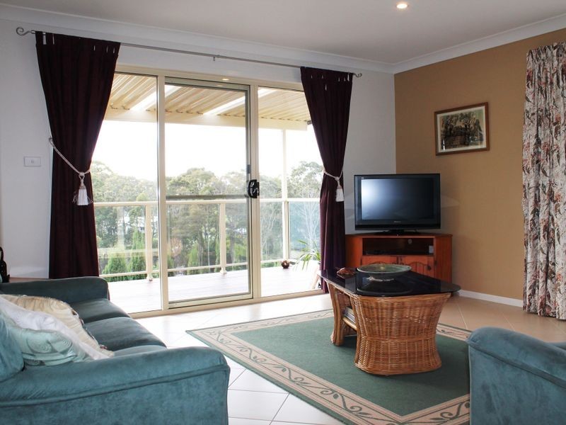 2 Wattlebird Way, Malua Bay NSW 2536