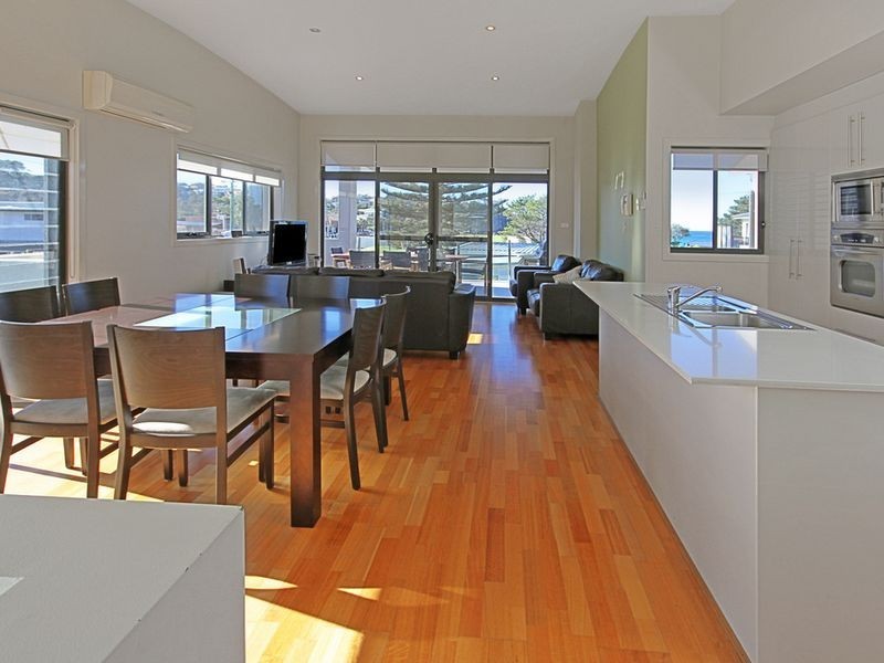 1/2 Moorong Crescent, Malua Bay NSW 2536