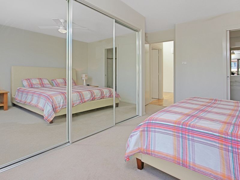 1/2 Moorong Crescent, Malua Bay NSW 2536