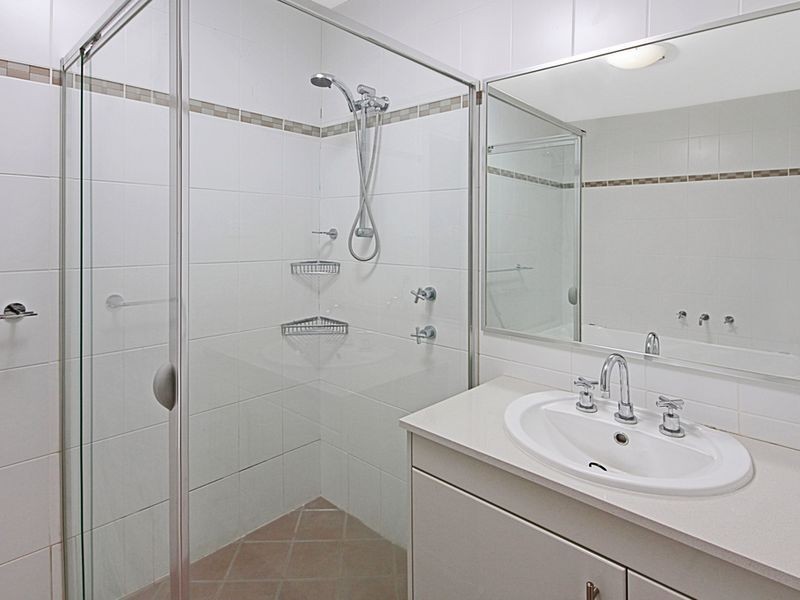 1/2 Moorong Crescent, Malua Bay NSW 2536
