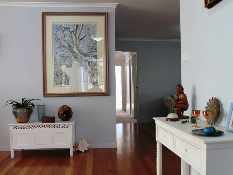 5 Bellbird Drive, Malua Bay NSW 2536