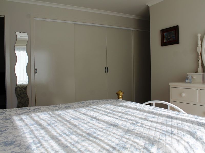 5 Bellbird Drive, Malua Bay NSW 2536