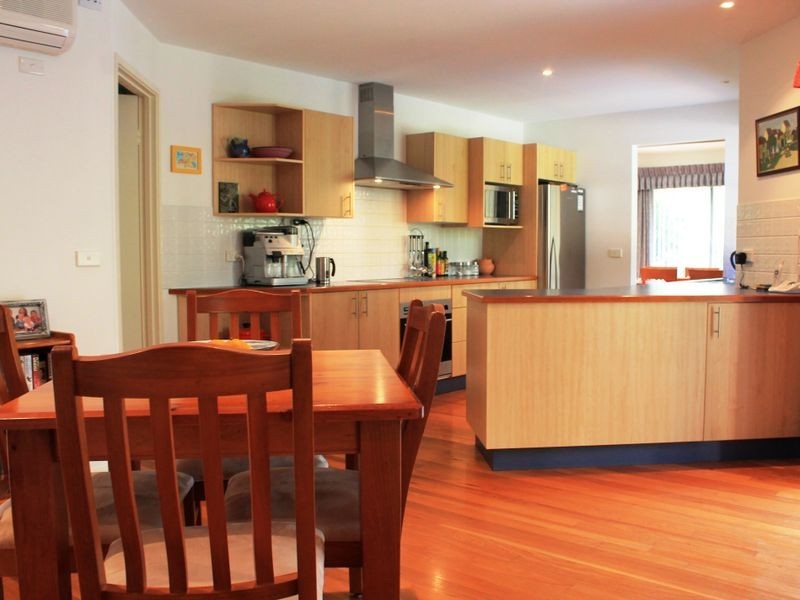 15 Barrani Place, Lilli Pilli NSW 2536