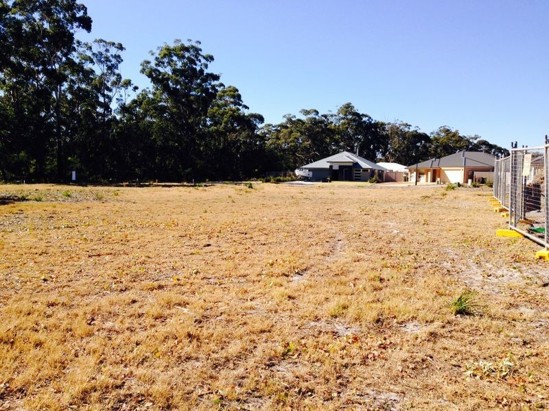 23 Martin Place, Broulee NSW 2537