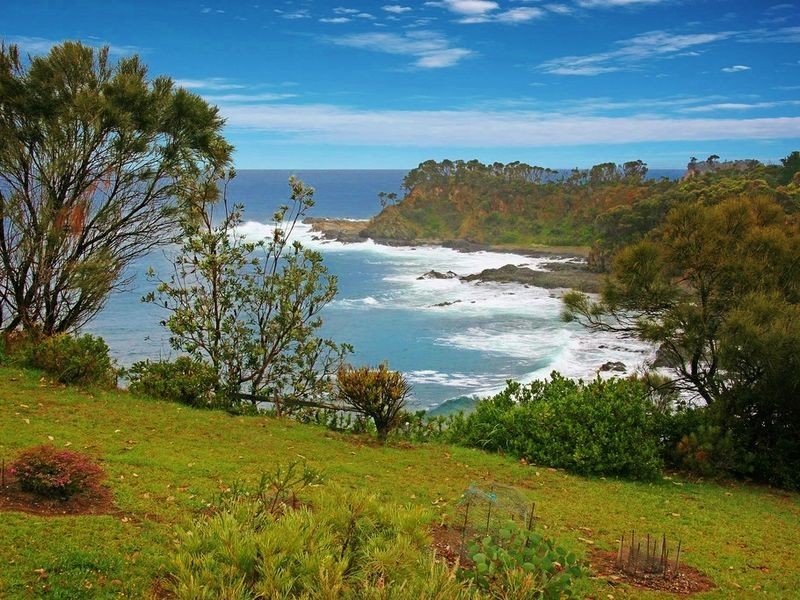 16 Karoo Crescent, Malua Bay NSW 2536