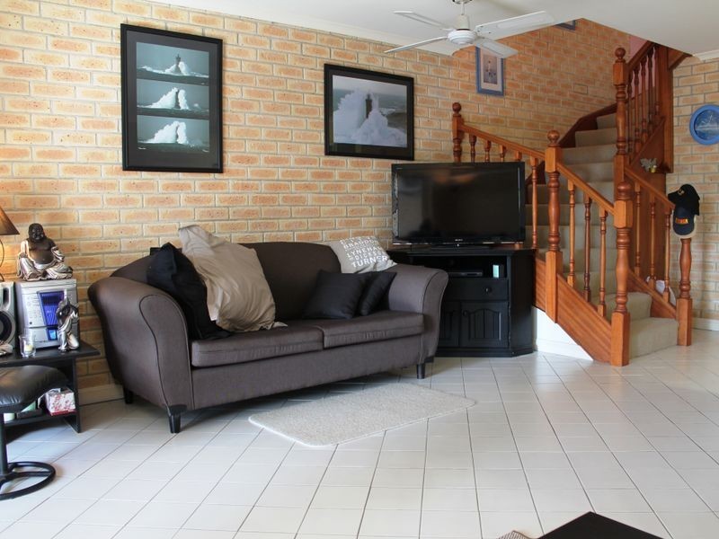 5/714 Beach Road, Surf Beach NSW 2536