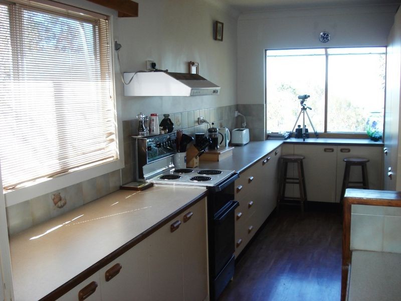 10 Karoo Crescent, Malua Bay NSW 2536