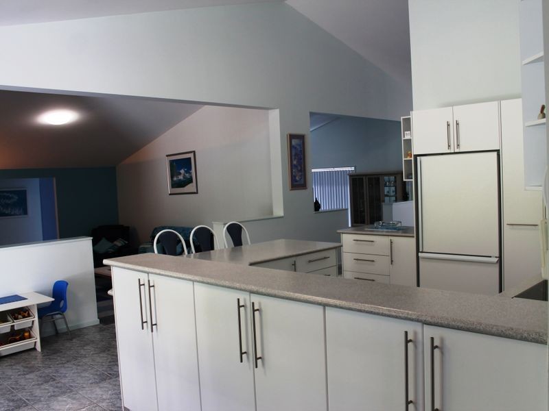 1 Currell Close, Malua Bay NSW 2536