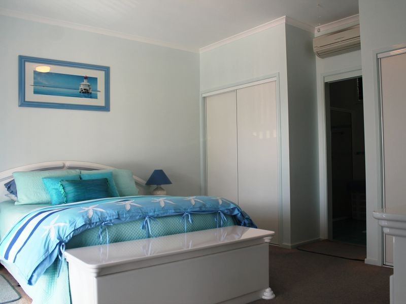 1 Currell Close, Malua Bay NSW 2536