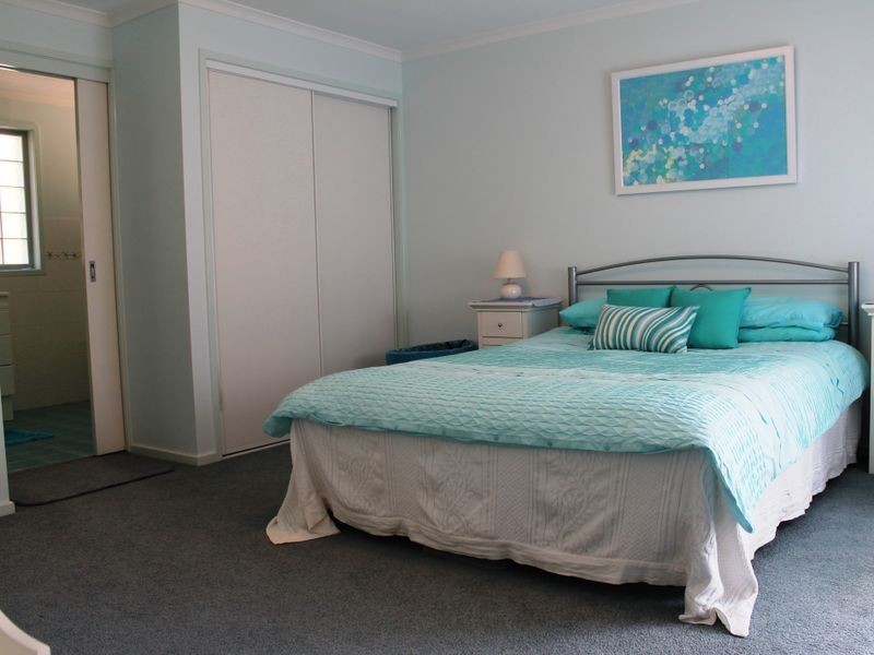 1 Currell Close, Malua Bay NSW 2536