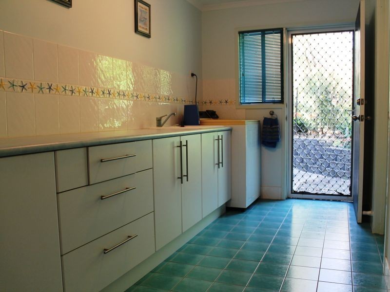 1 Currell Close, Malua Bay NSW 2536