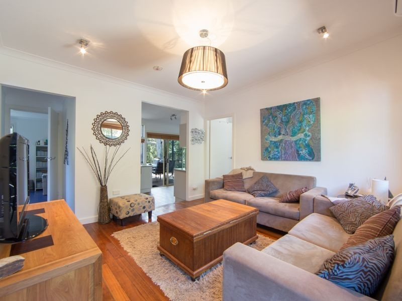 6 Rosedale Parade, Rosedale NSW 2536