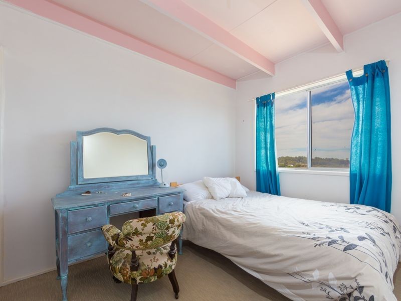 87 Tallawang Avenue, Malua Bay NSW 2536