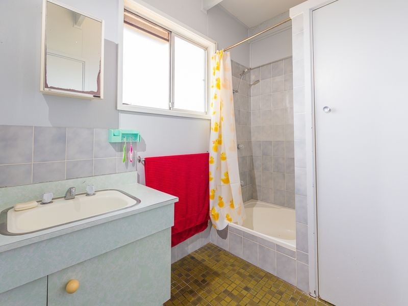 87 Tallawang Avenue, Malua Bay NSW 2536