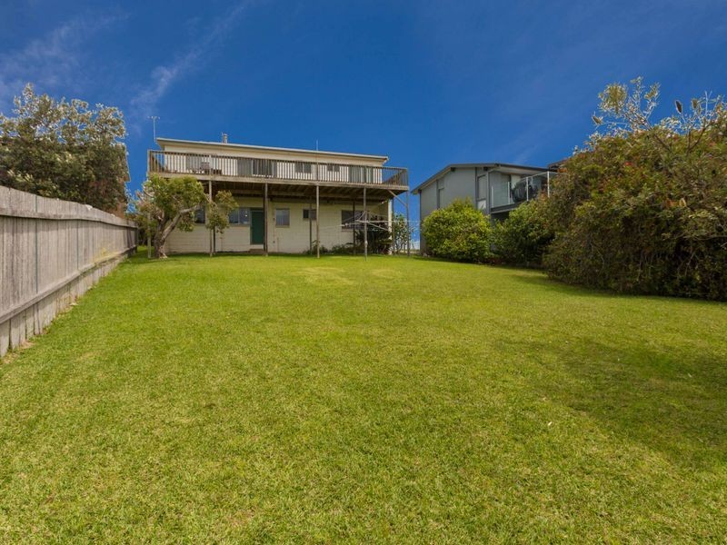 87 Tallawang Avenue, Malua Bay NSW 2536