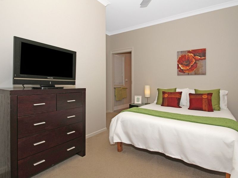 36 Wattlebird Way, Malua Bay NSW 2536