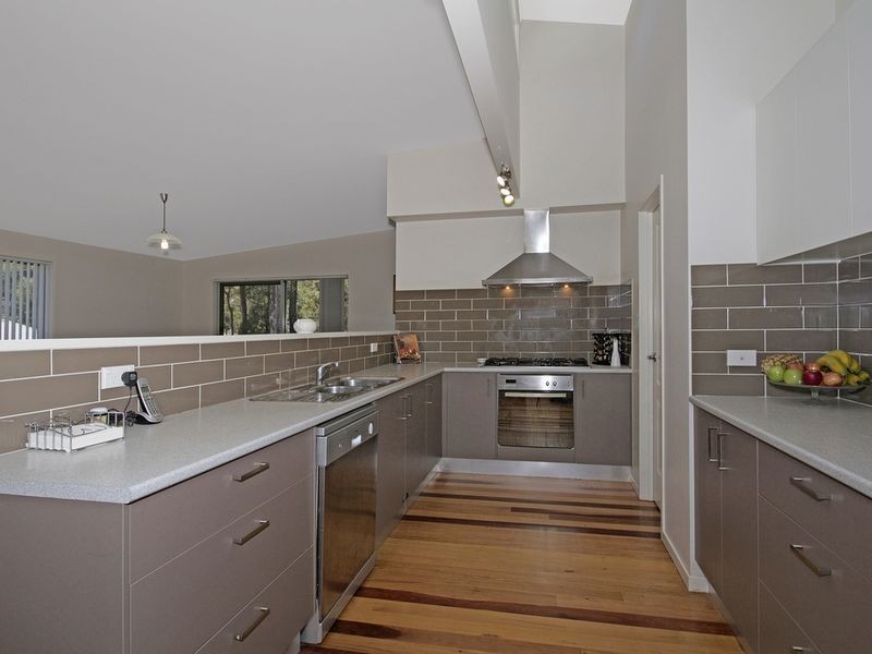 8 Bowerbird Place, Malua Bay NSW 2536