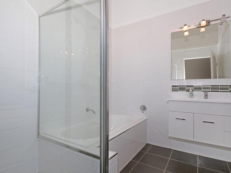 8 Bowerbird Place, Malua Bay NSW 2536