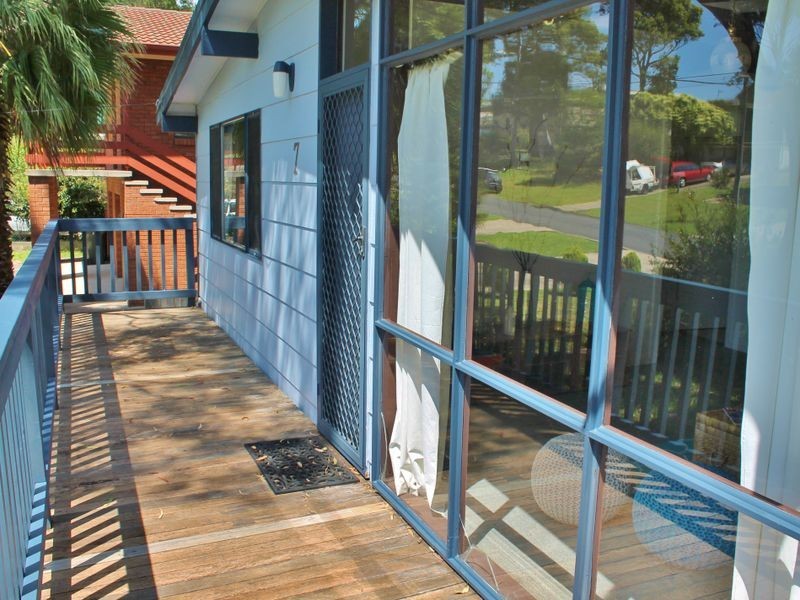 7 Euroka Avenue, Malua Bay NSW 2536