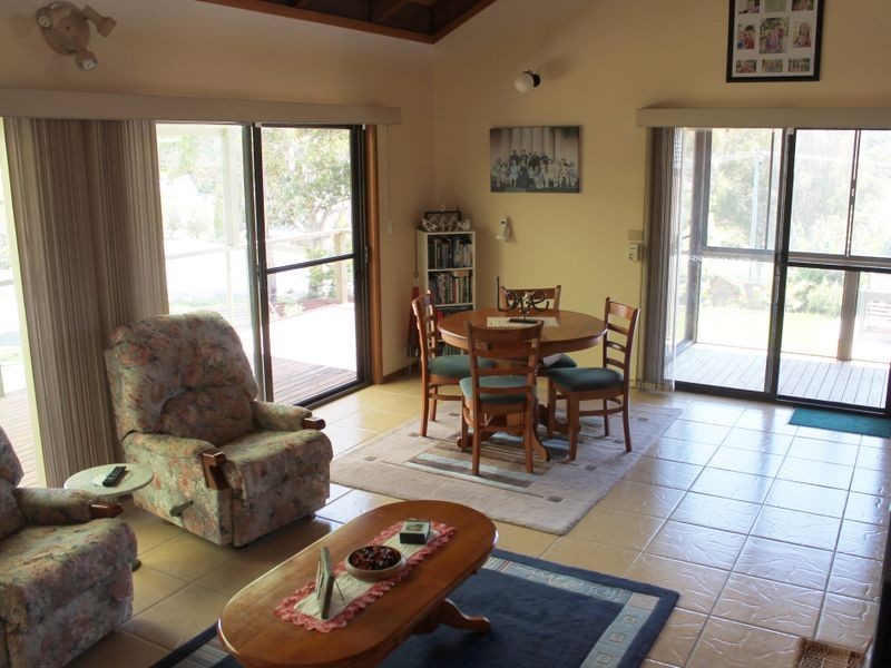 380 George Bass Drive, Malua Bay NSW 2536