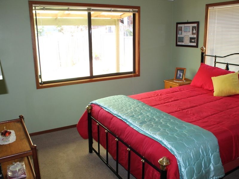 380 George Bass Drive, Malua Bay NSW 2536