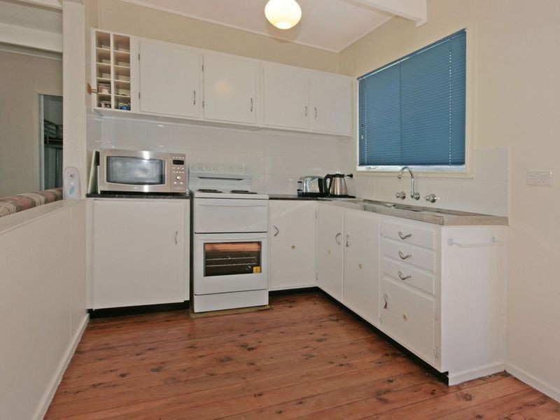 38 Yugura Street, Malua Bay NSW 2536