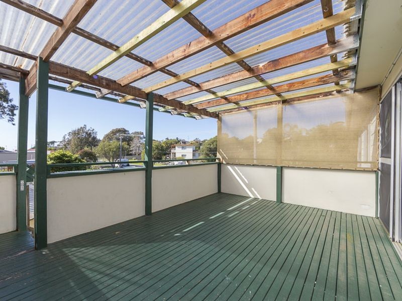 30 Yugura Street, Malua Bay NSW 2536