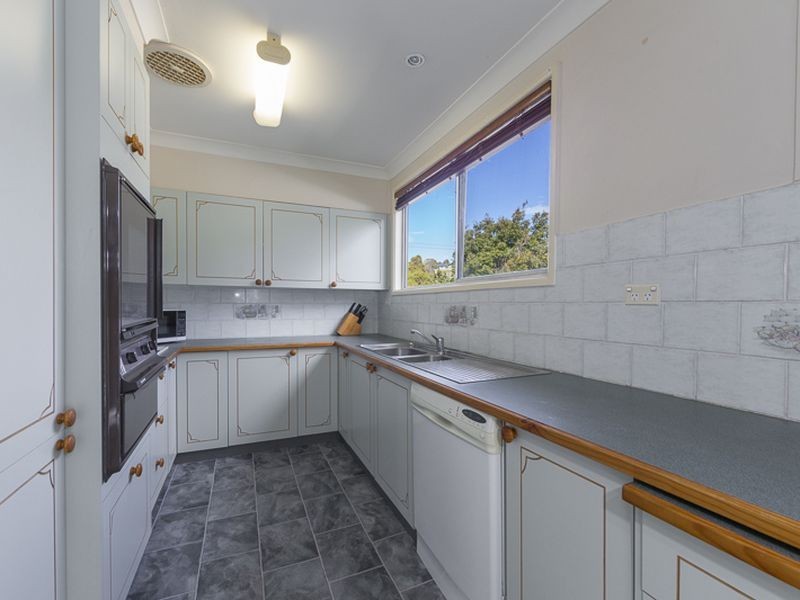 30 Yugura Street, Malua Bay NSW 2536