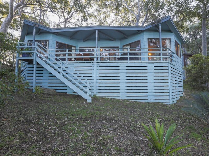32 Beach Parade, Guerilla Bay NSW 2536