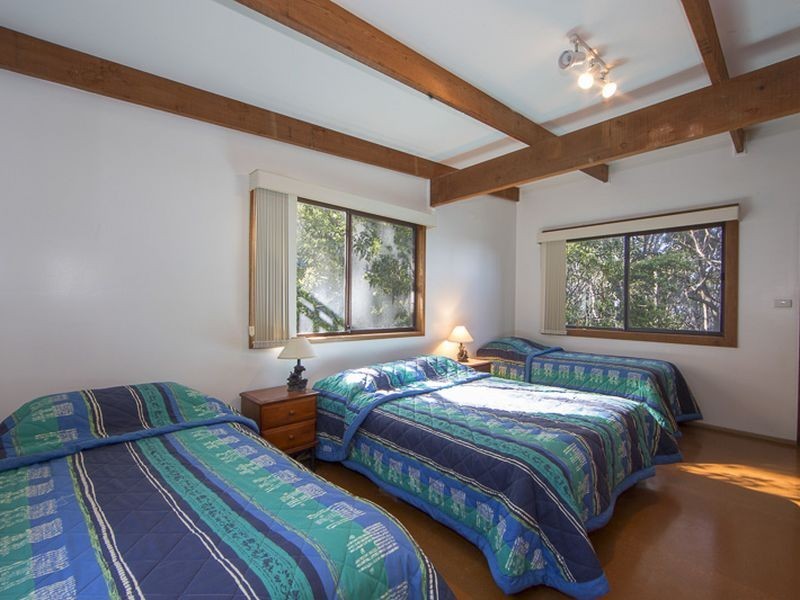 32 Beach Parade, Guerilla Bay NSW 2536