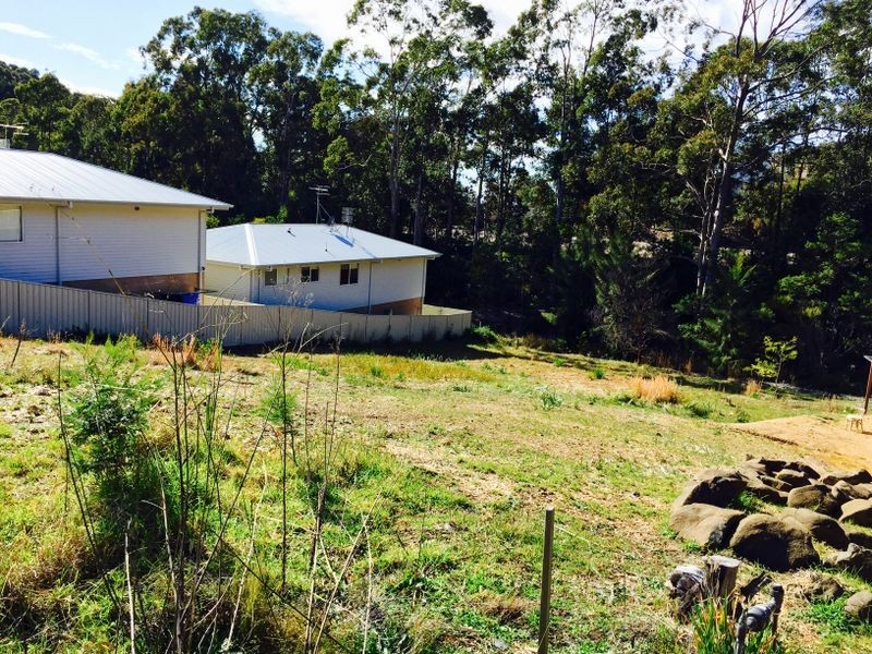 10 Elandra Place, Malua Bay NSW 2536
